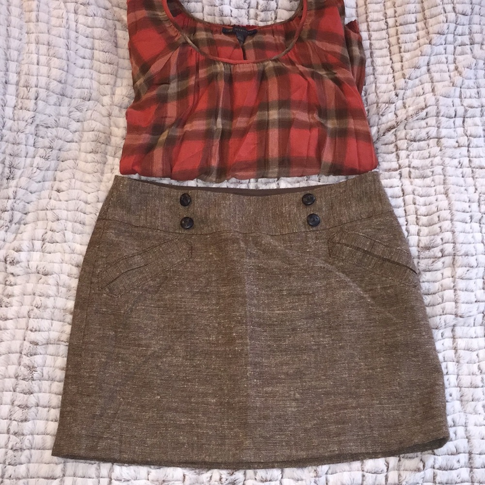 Tweed Outback red from the limited mini skirt